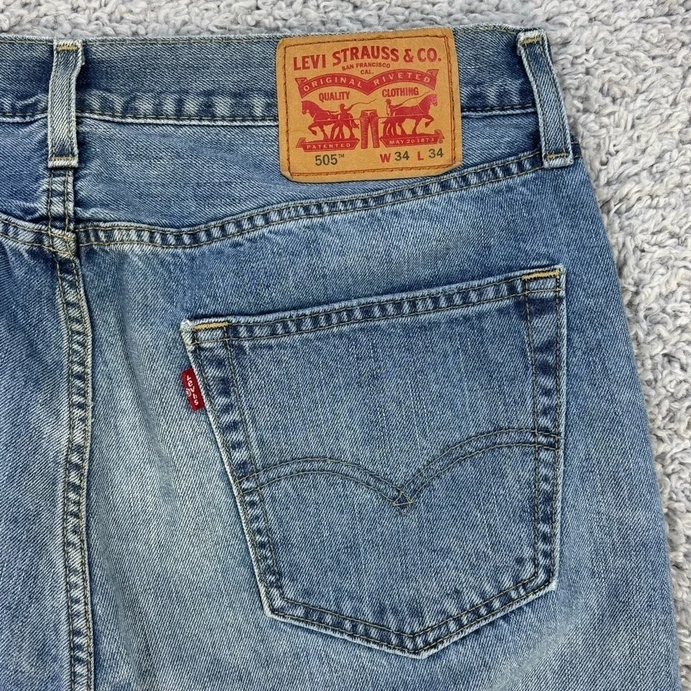 Levi's Jeans Mens 34 x 34 505 Classic Straight Regular Wash Casual Denim Street